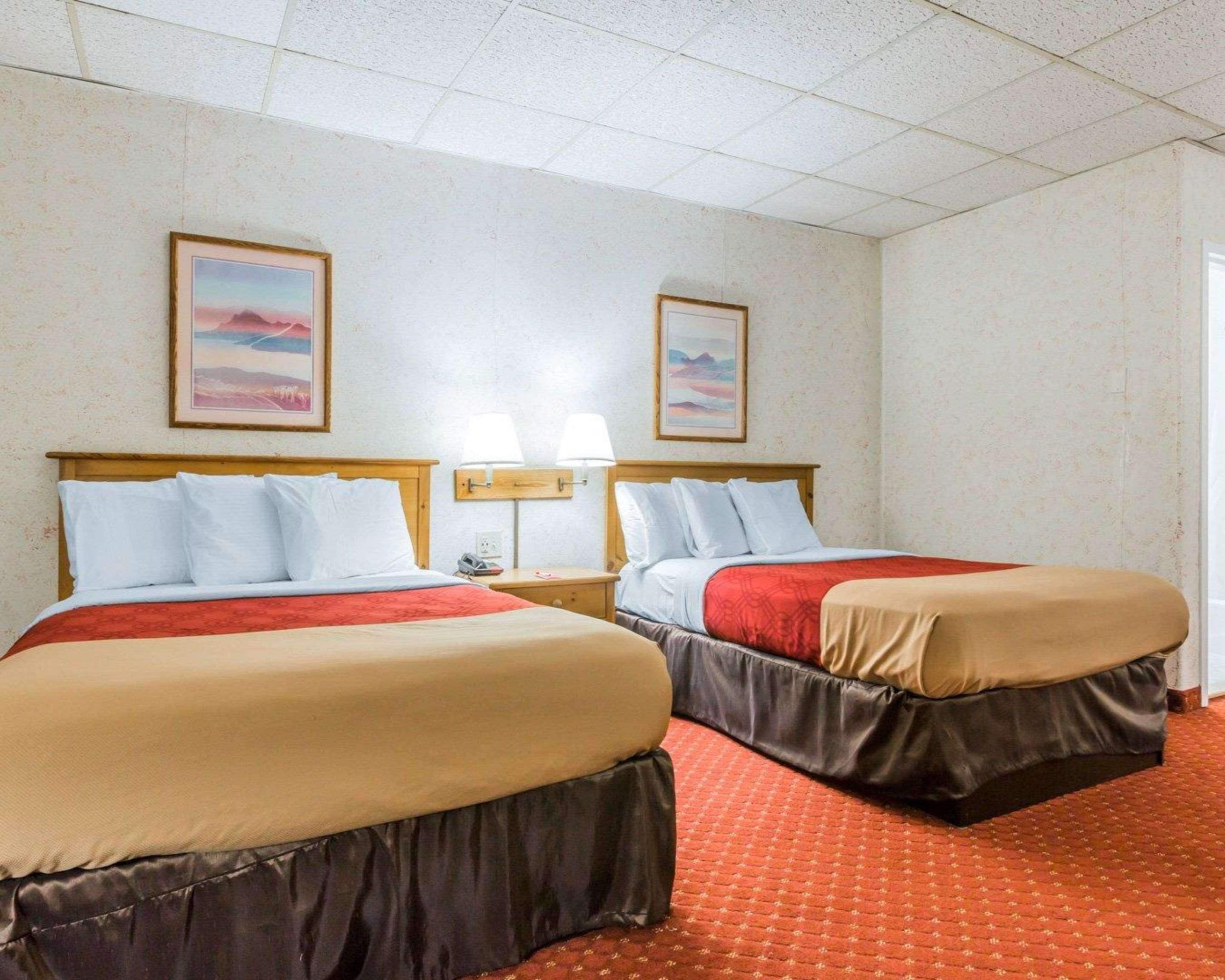 Econo Lodge Stewart International Airport New Windsor Esterno foto