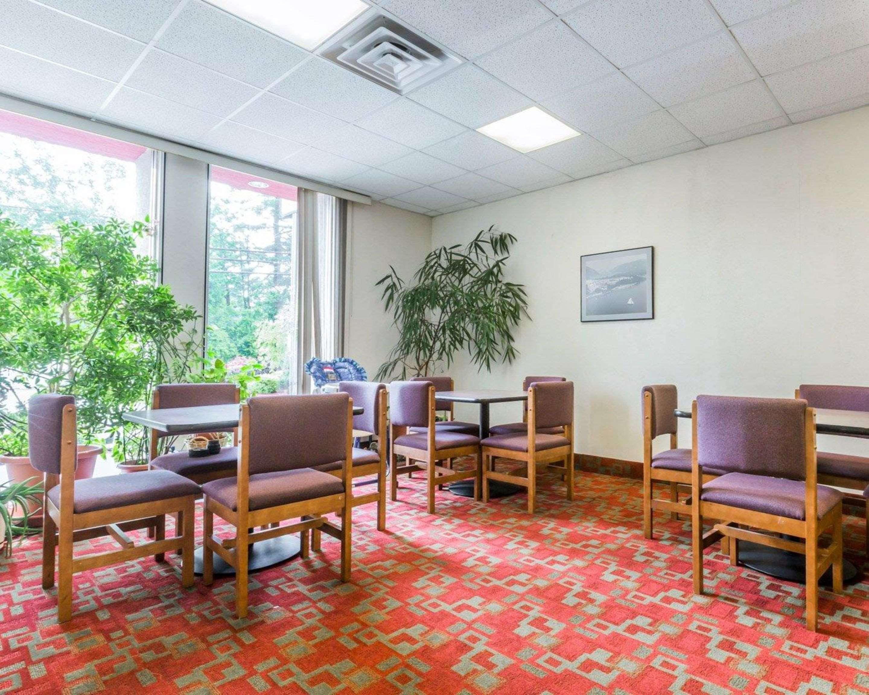 Econo Lodge Stewart International Airport New Windsor Esterno foto